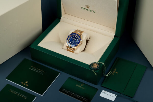 Rolex Submariner Date Oyster, 41 mm, Oystersteel m126618lb-0002